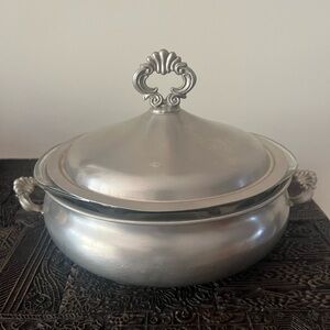 Vtg  F.B. Rogers Provincetown Pewterlite 2 Quart Casserol Serving Dish W Handles